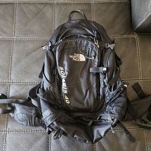 The North Face Solaris 40 Backpack in Black